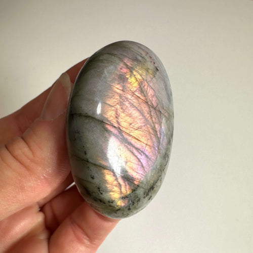Labradorit sunset palmstone nr 3